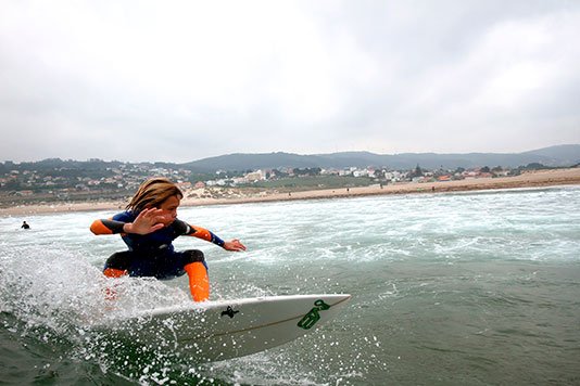 Сёрфинг в июне в Испании